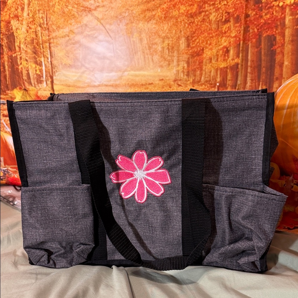 Thirty-One Zip top organizing utility-tote Gray Tote Bag with Pink Flower